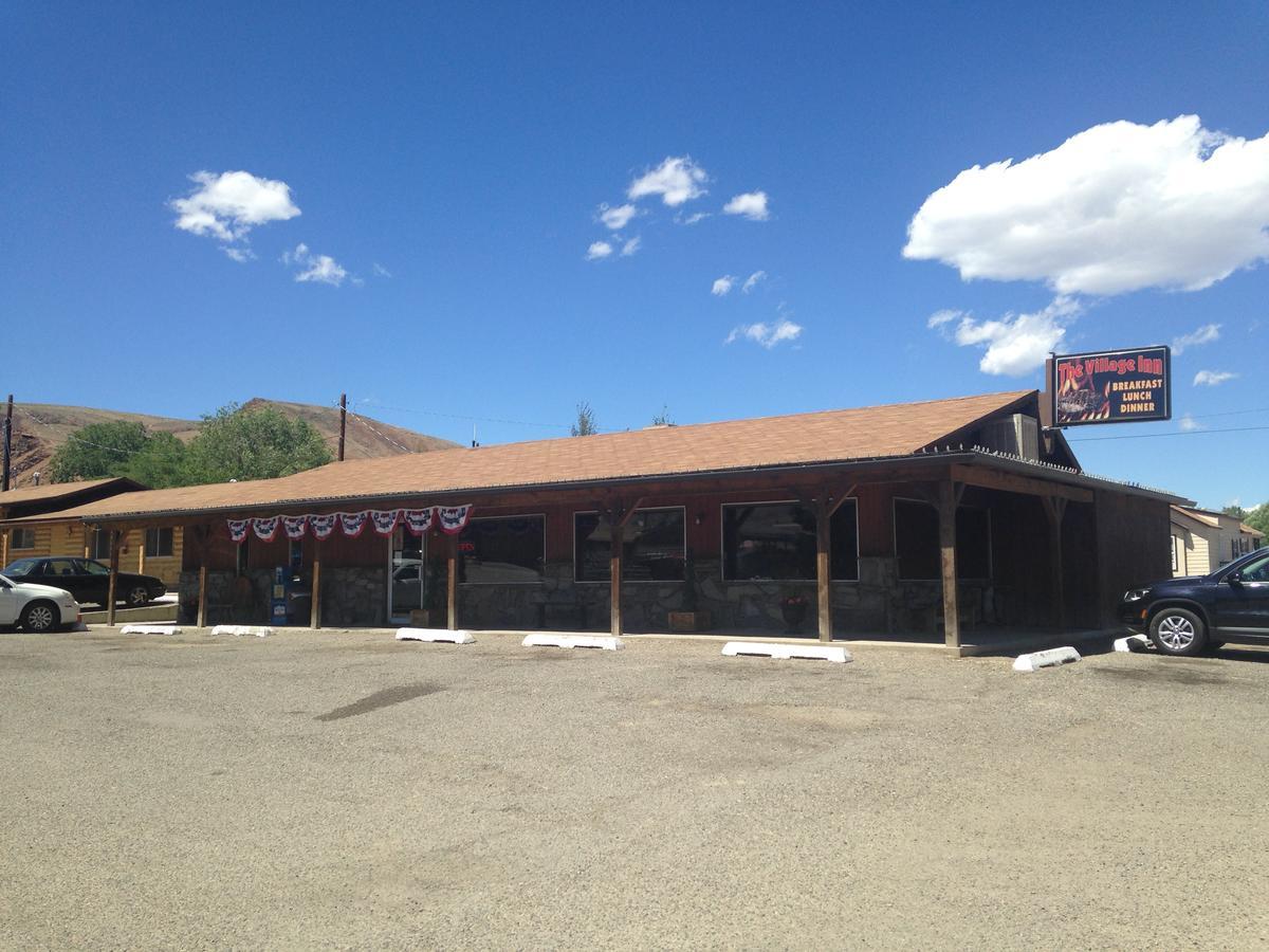 The Village Inn Motel & Restaurant Challis Extérieur photo